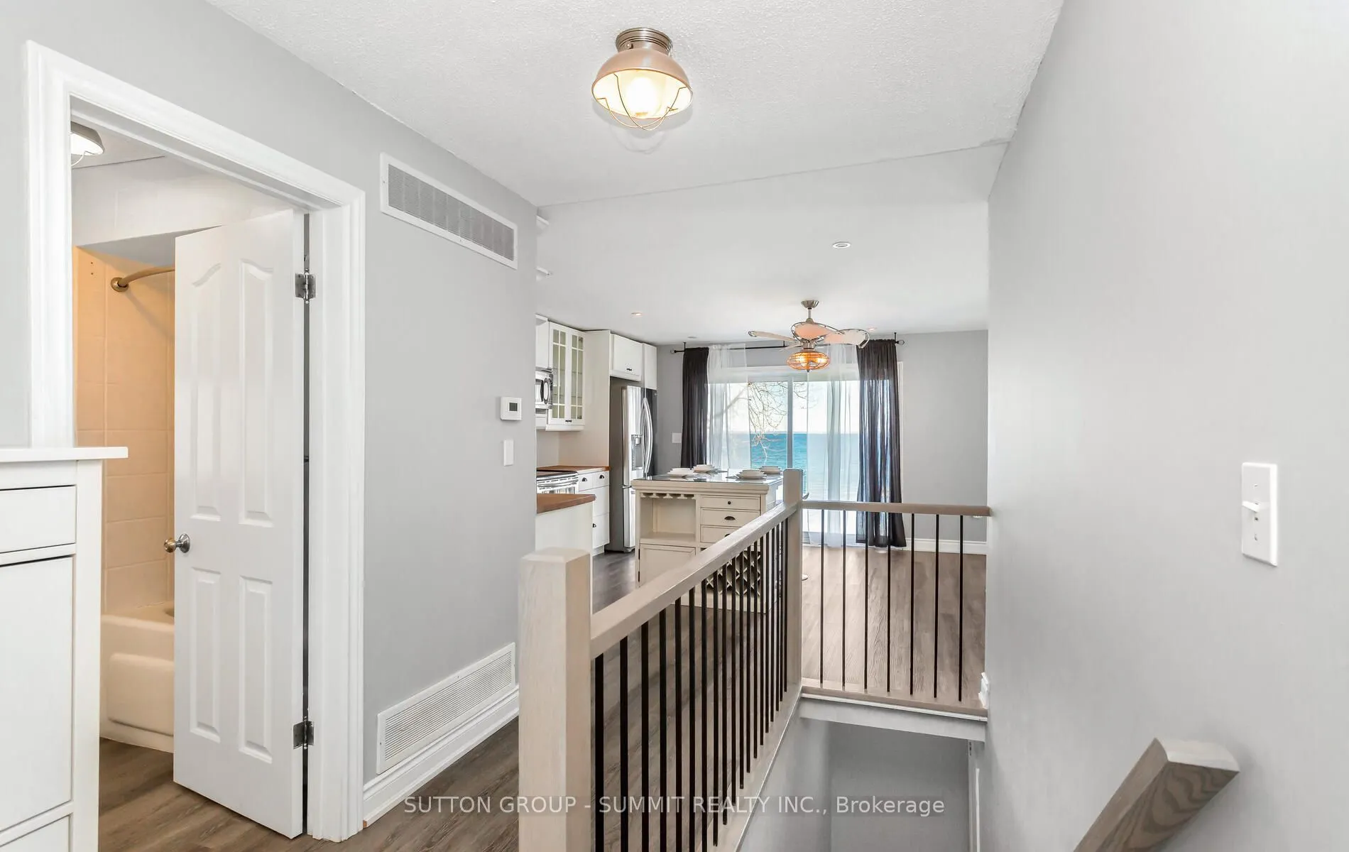 18 1/2 Lakeshore Drive