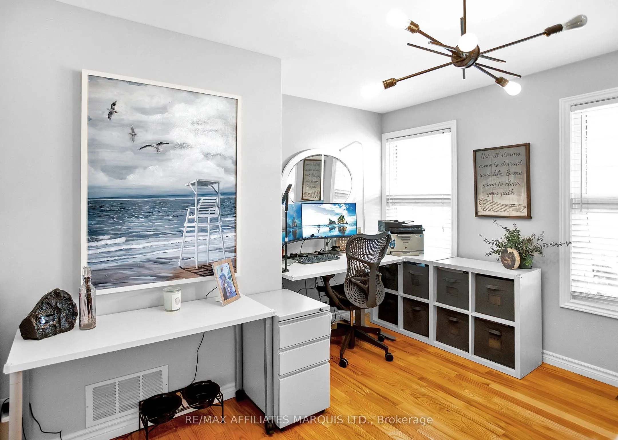 12118 Lakeshore Drive