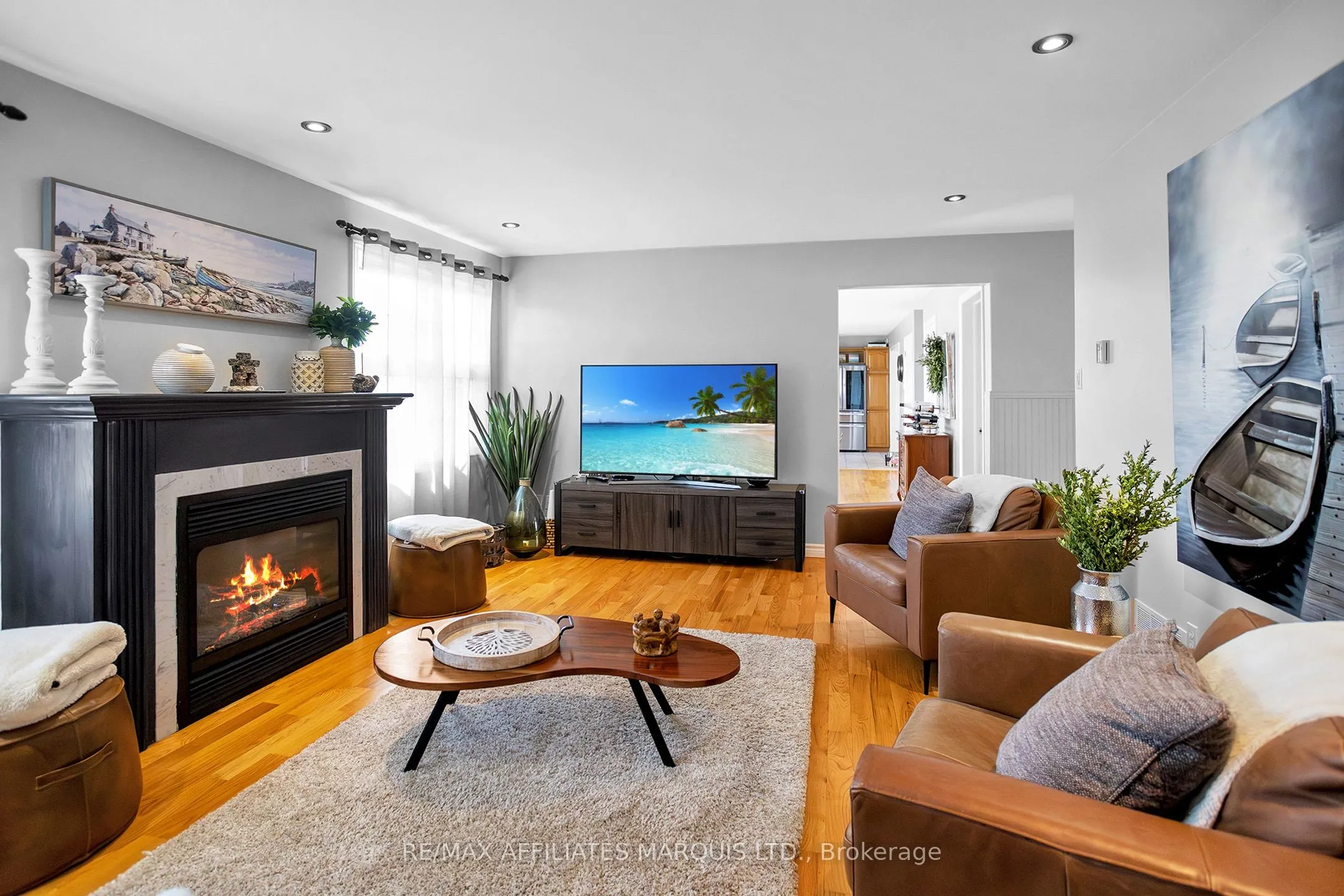 12118 Lakeshore Drive