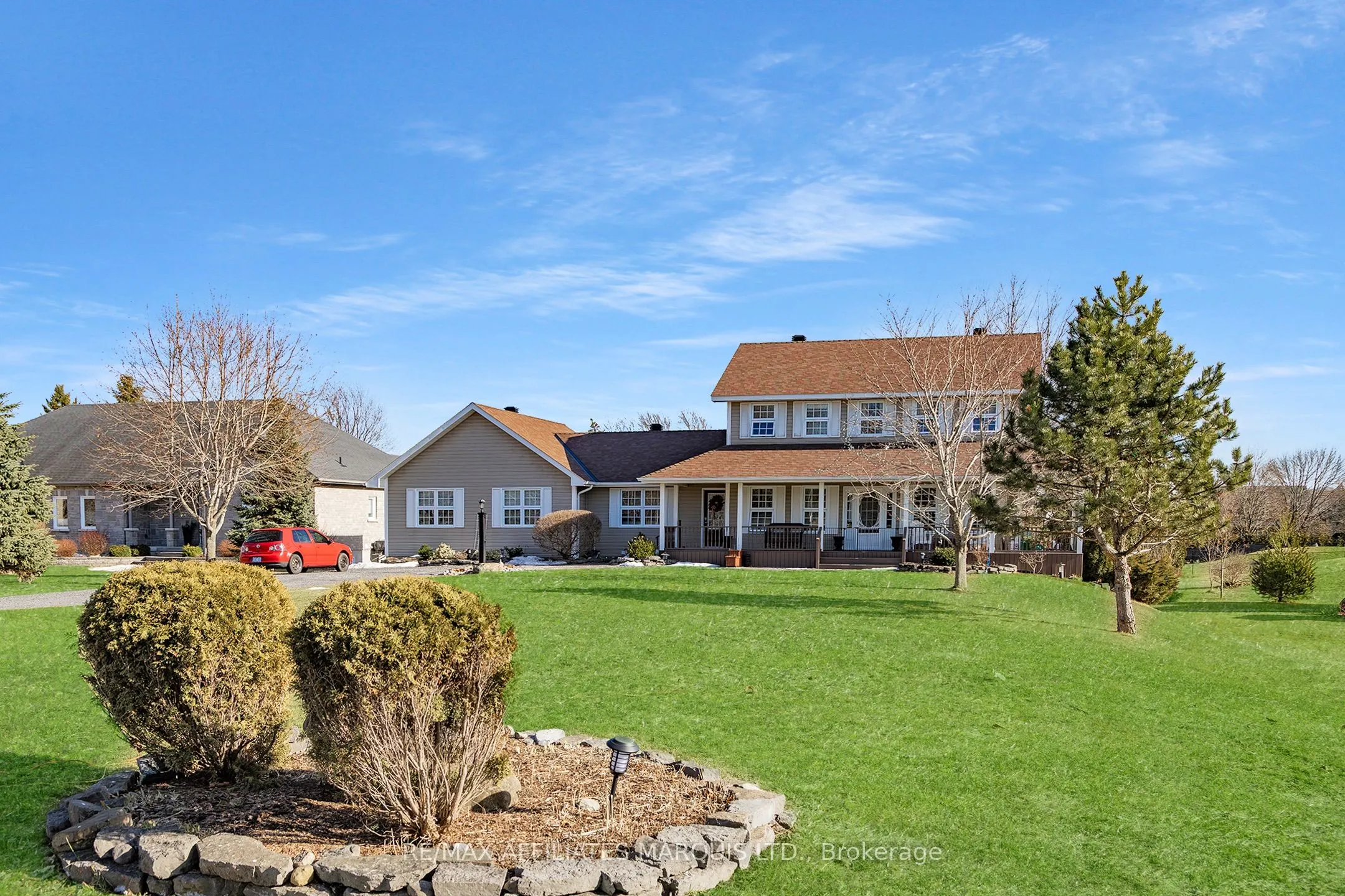 12118 Lakeshore Drive