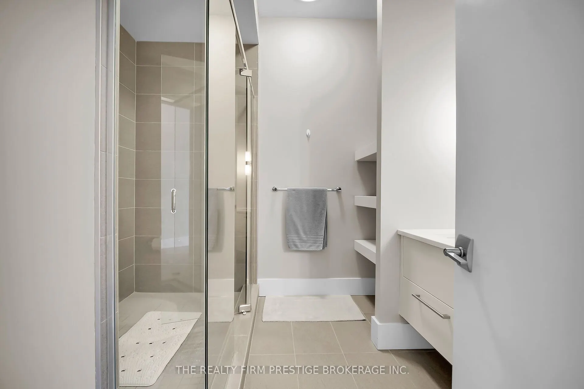 1705 Fiddlehead Place, #201