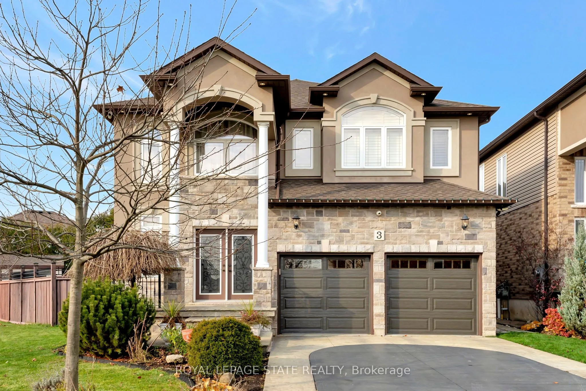 3 Rianna Court