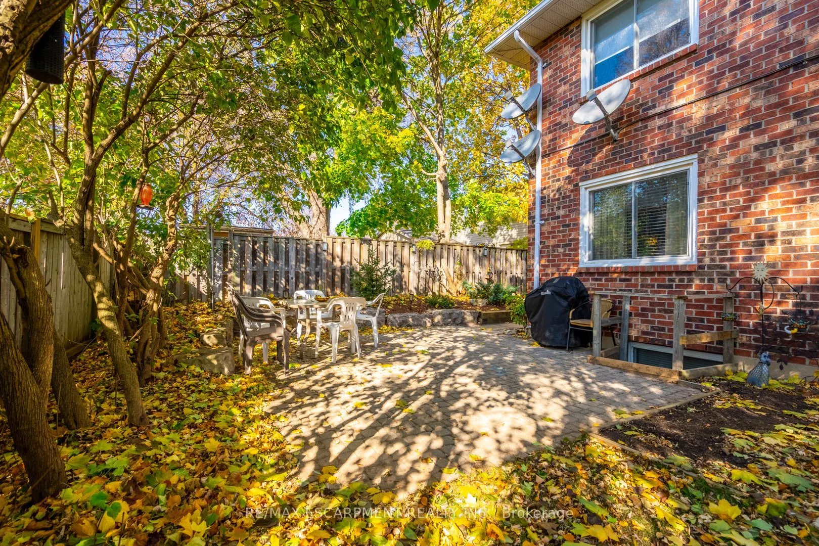 81 Hamilton Street N