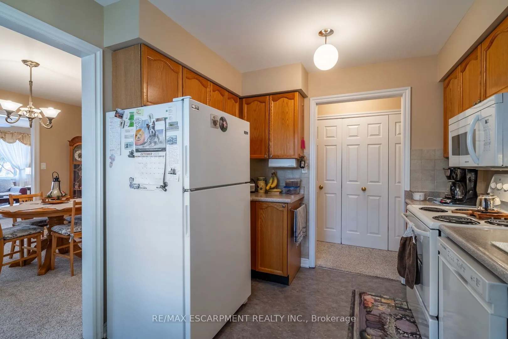 81 Hamilton Street N