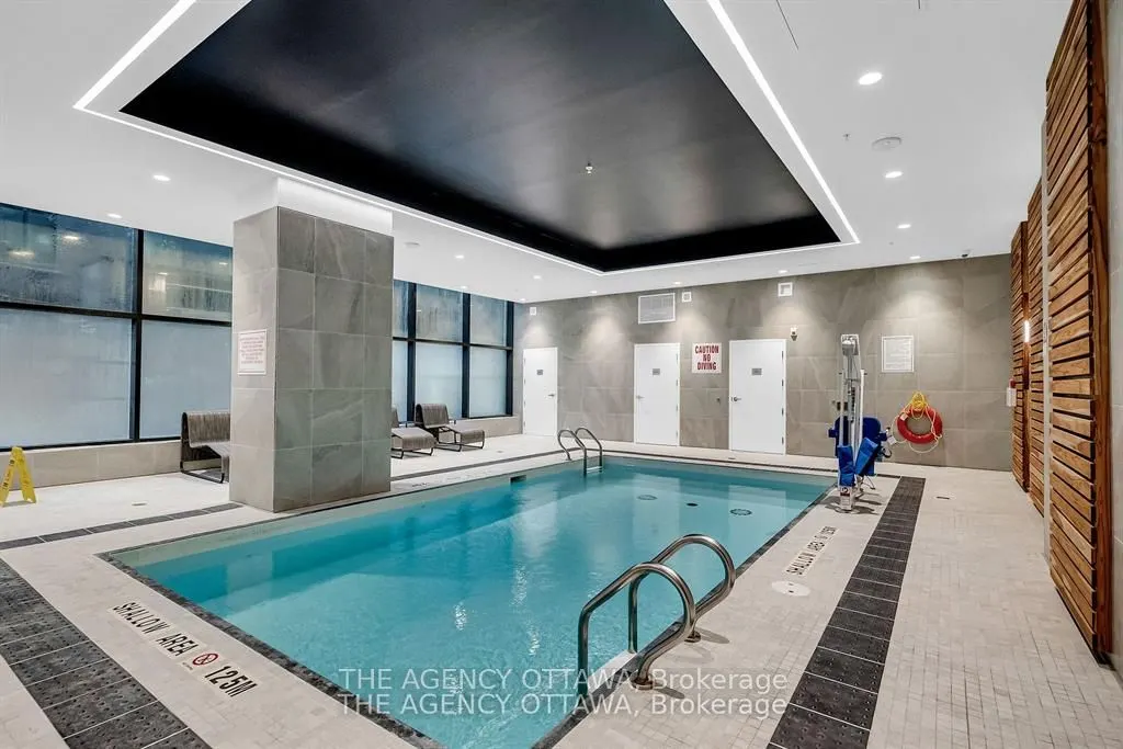 340 QUEEN Street #306