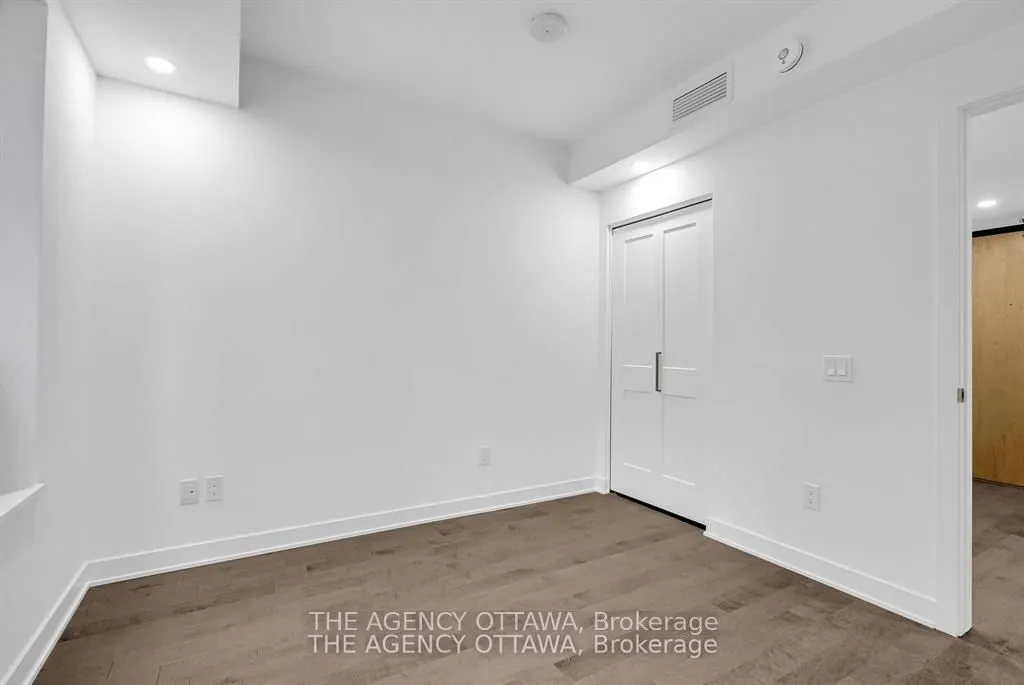 340 QUEEN Street #306