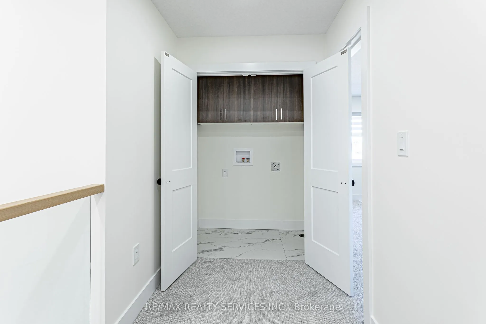 1187 Hobbs Drive
