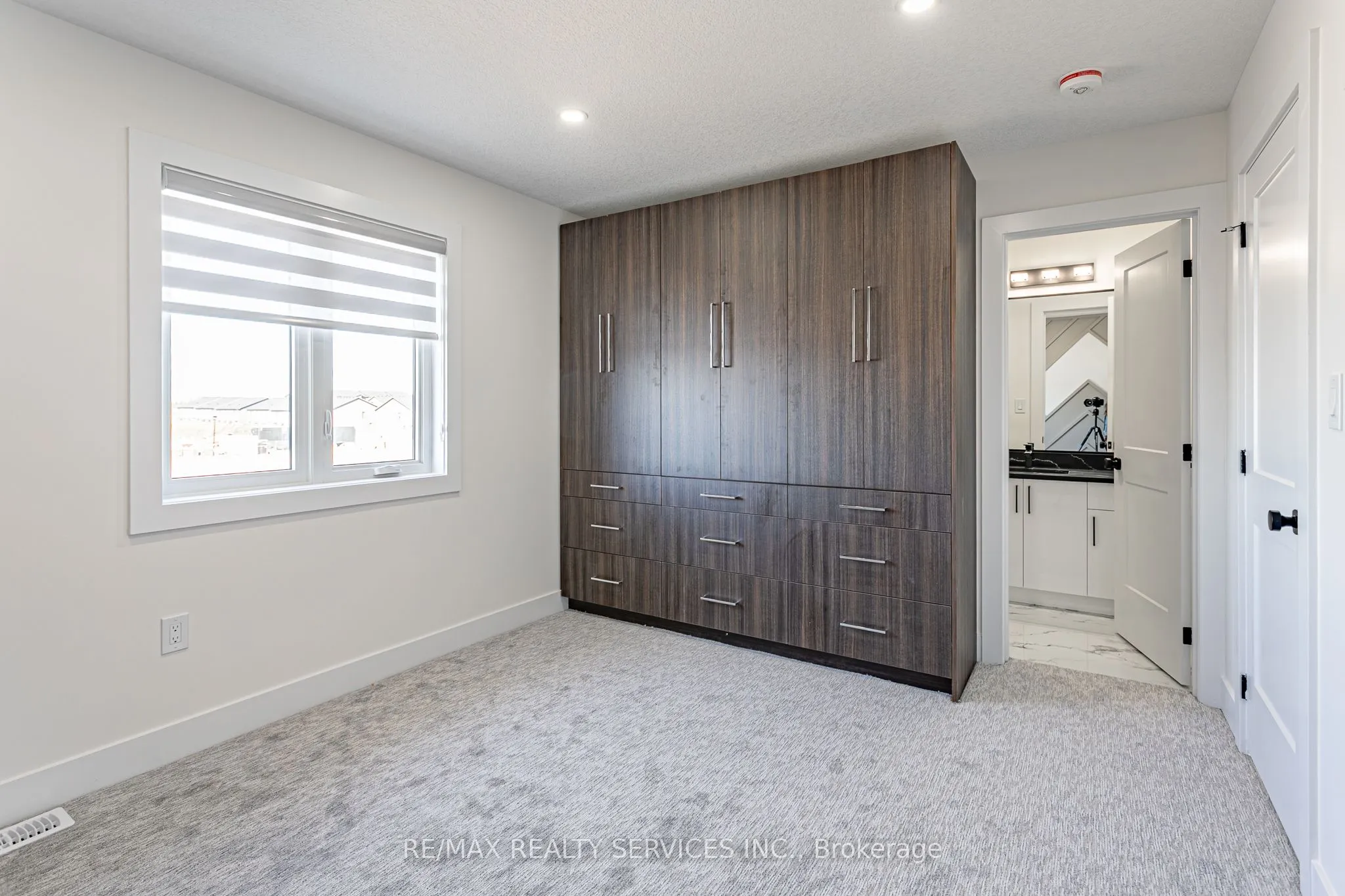 1187 Hobbs Drive