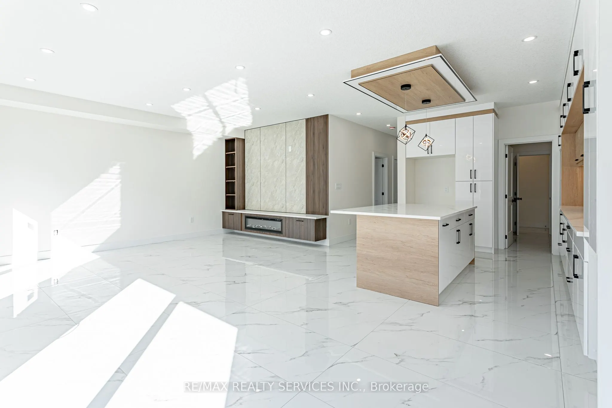 1187 Hobbs Drive