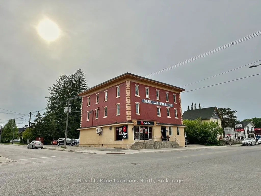 110 Sykes Street N, #204