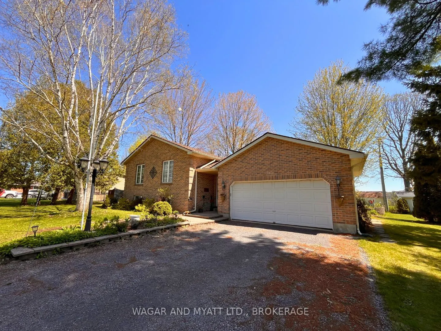 63 SOUTHWOOD Crescent N