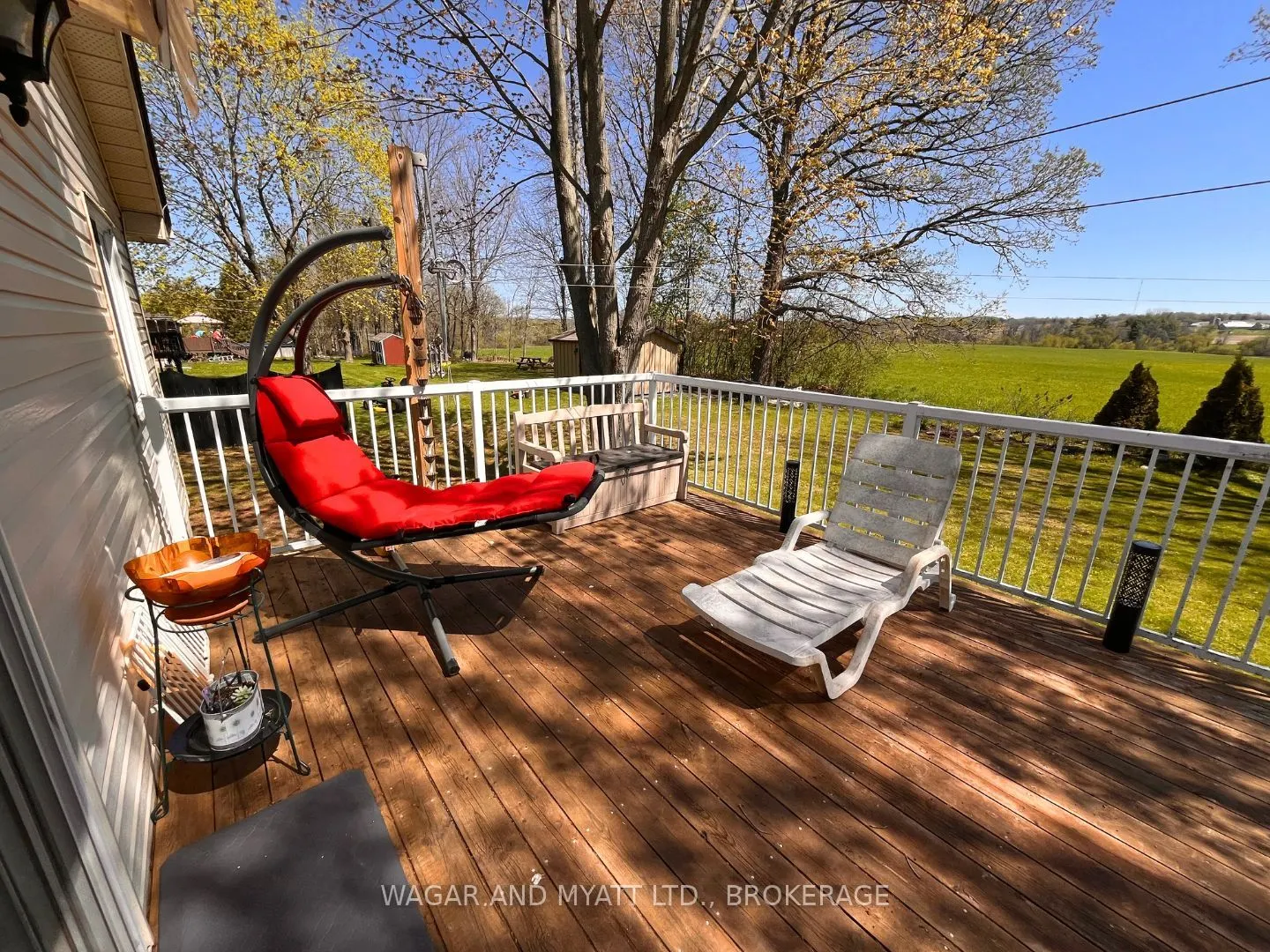 63 SOUTHWOOD Crescent N