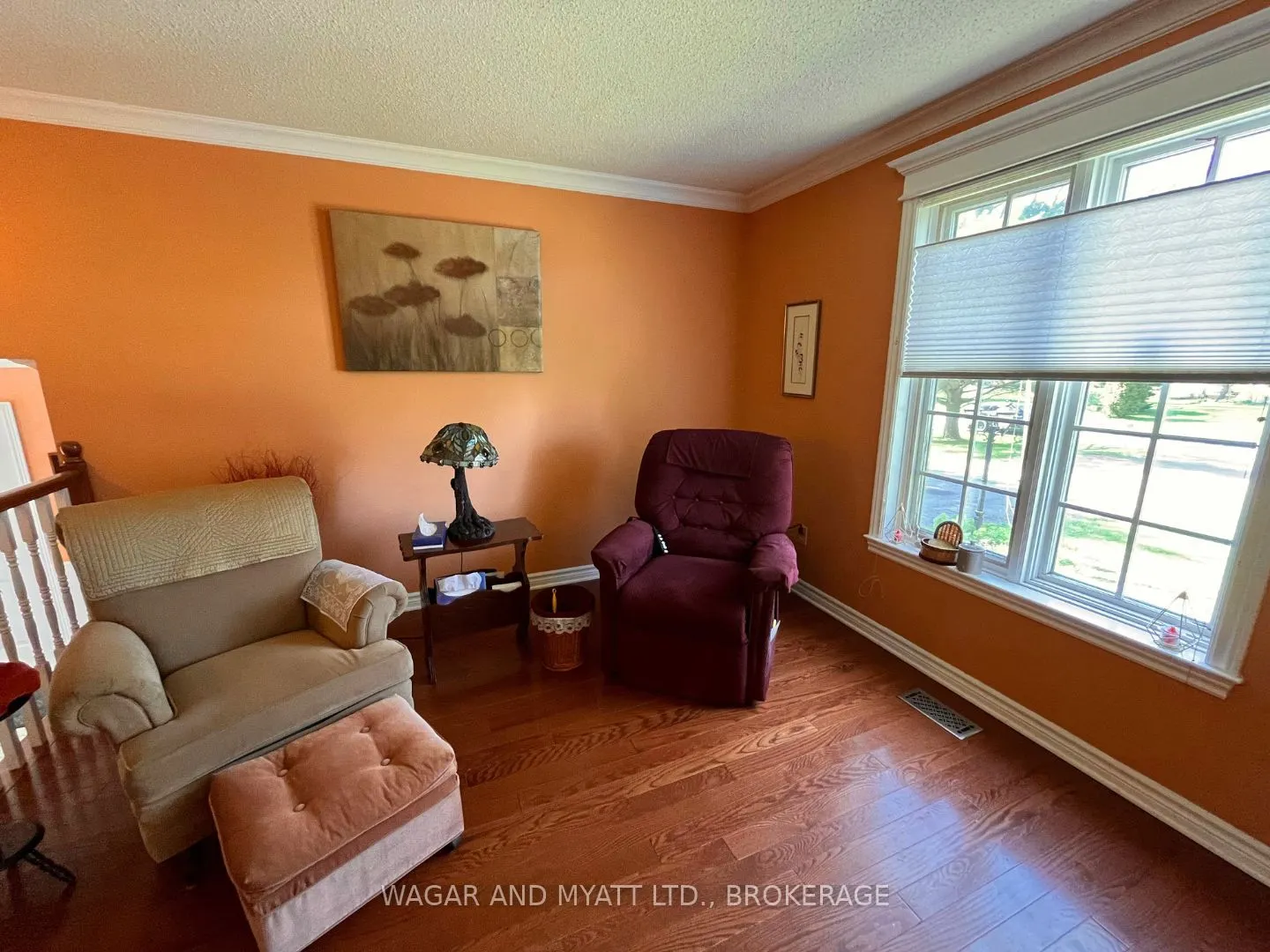 63 SOUTHWOOD Crescent N