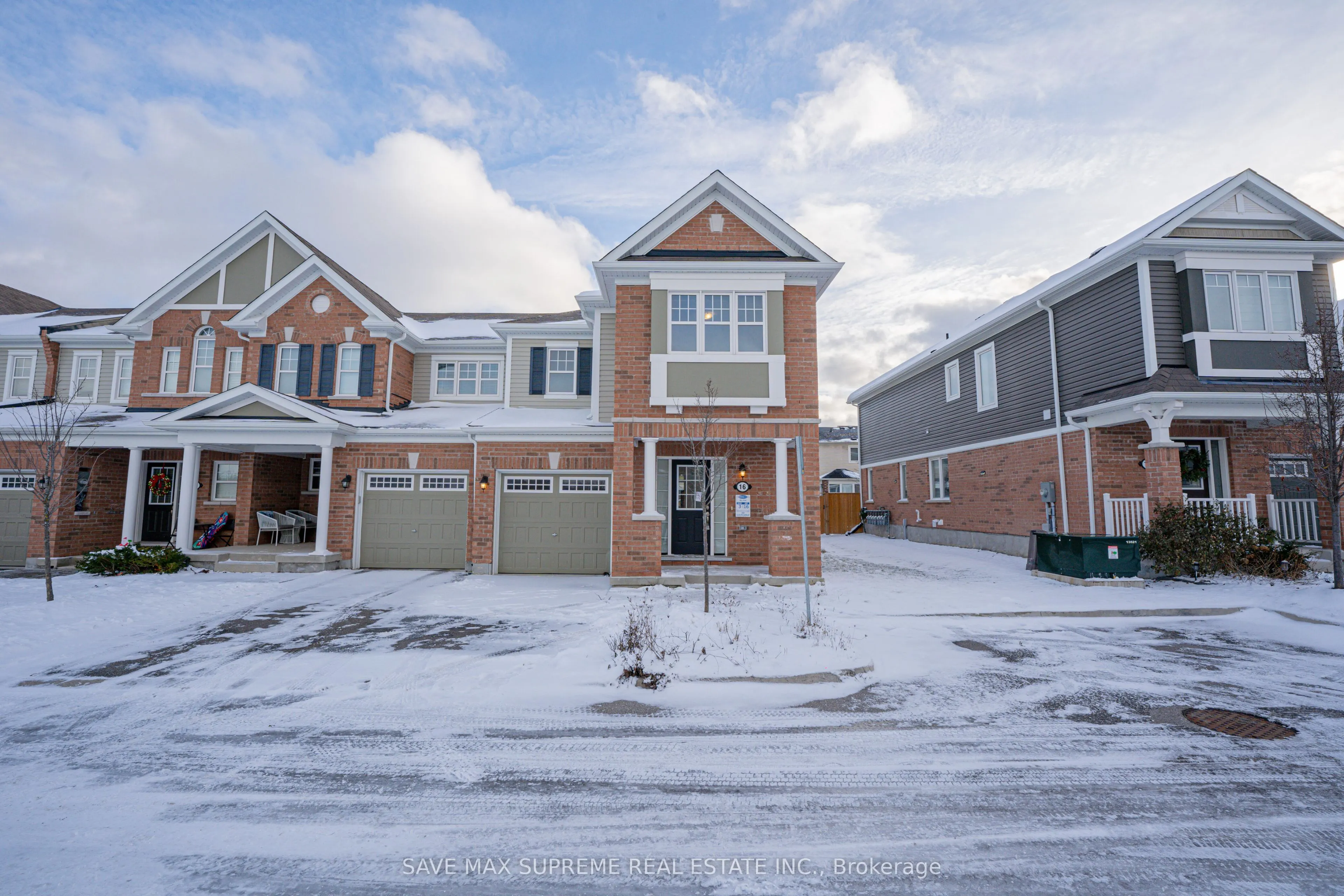 455 Guelph Avenue, #16
