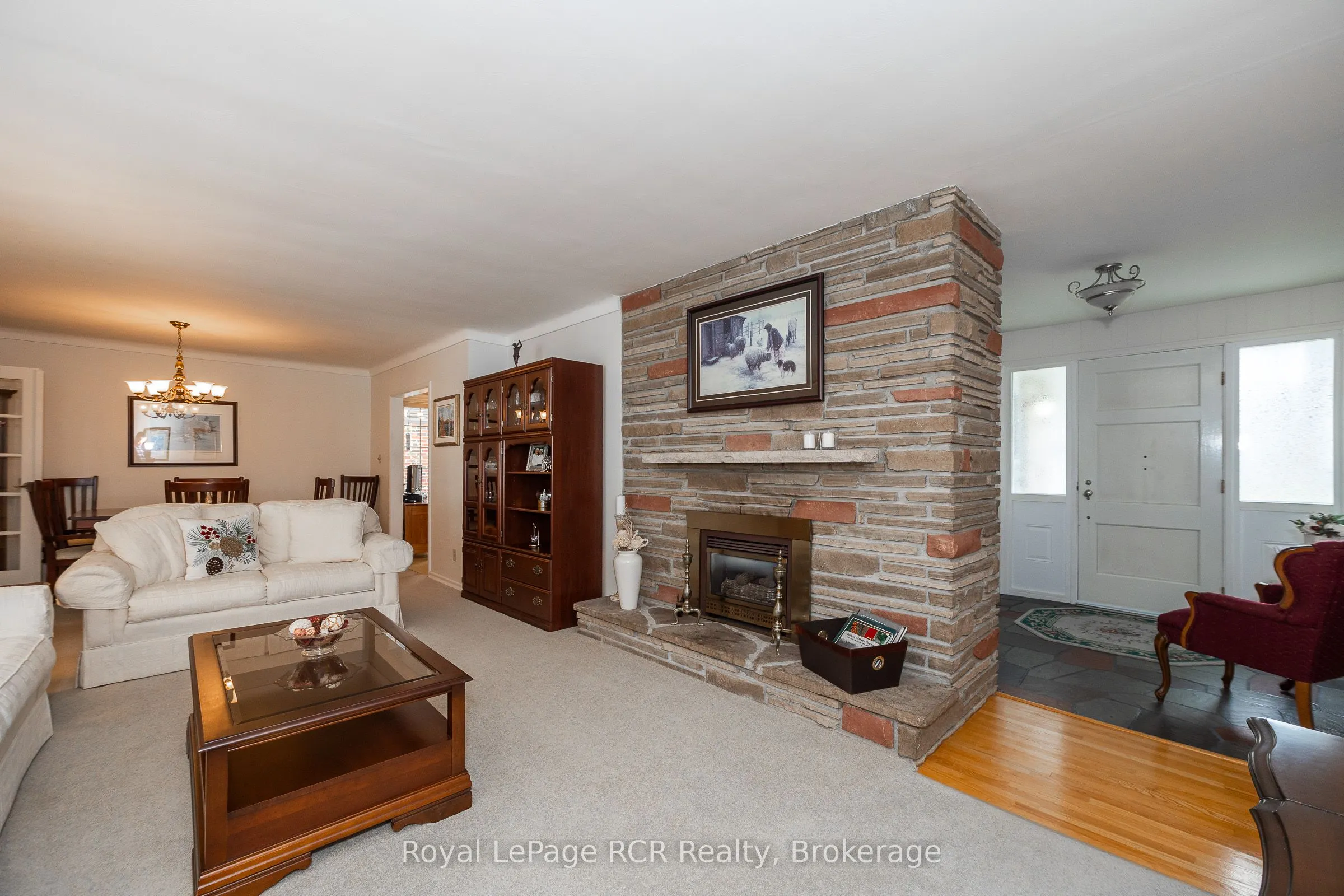 149 7th Avenue E