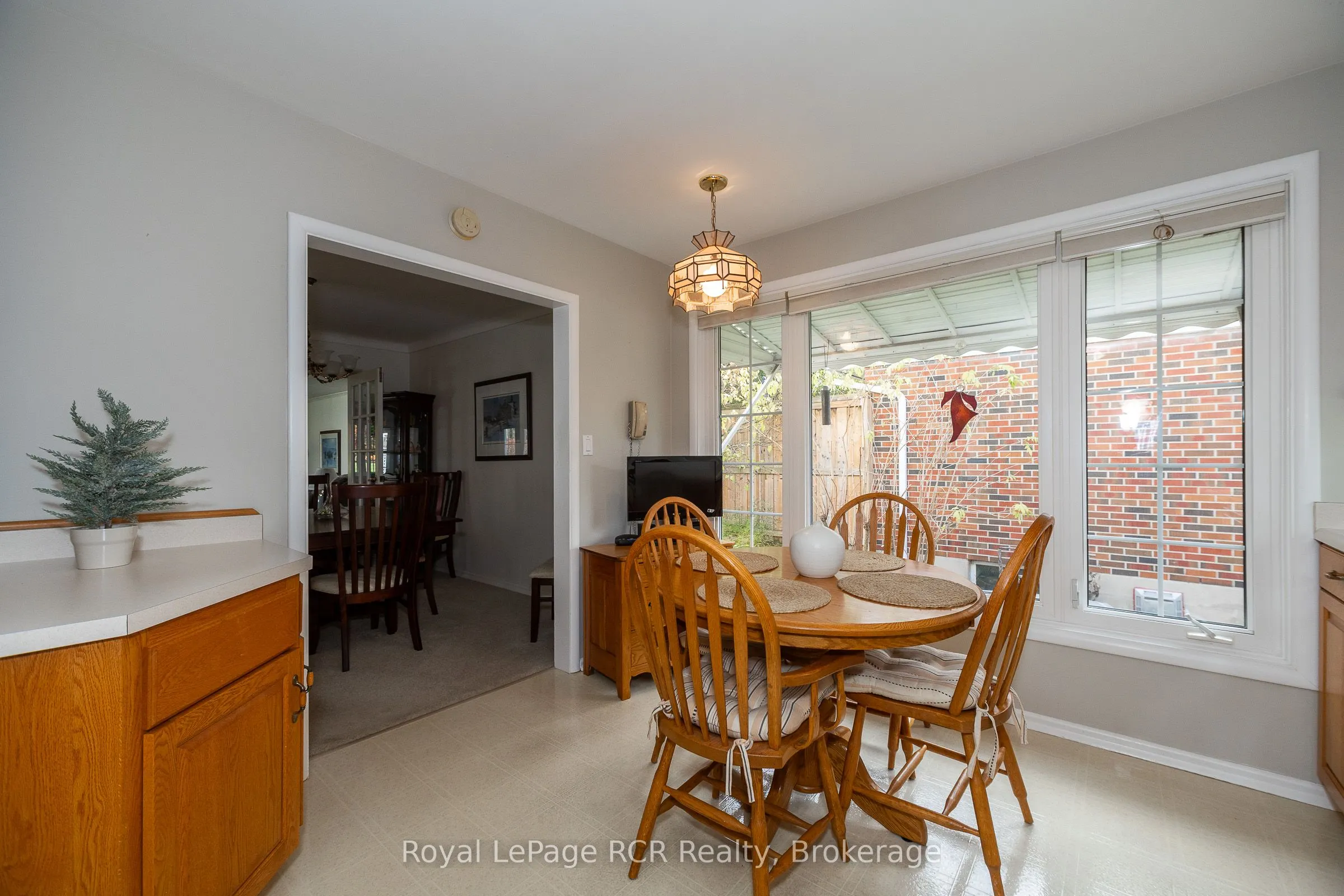 149 7th Avenue E