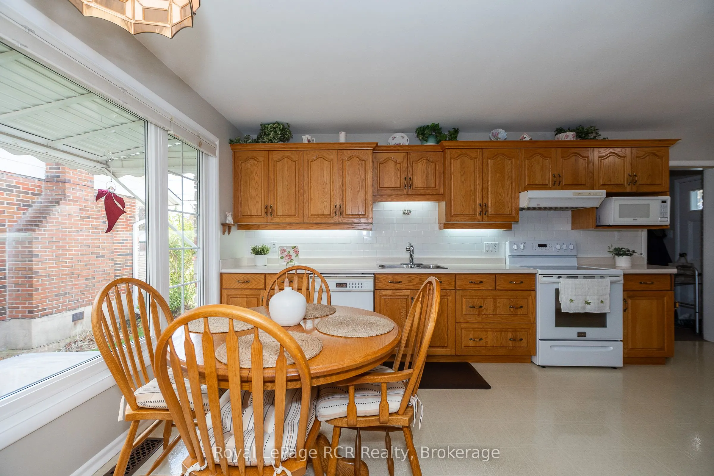 149 7th Avenue E