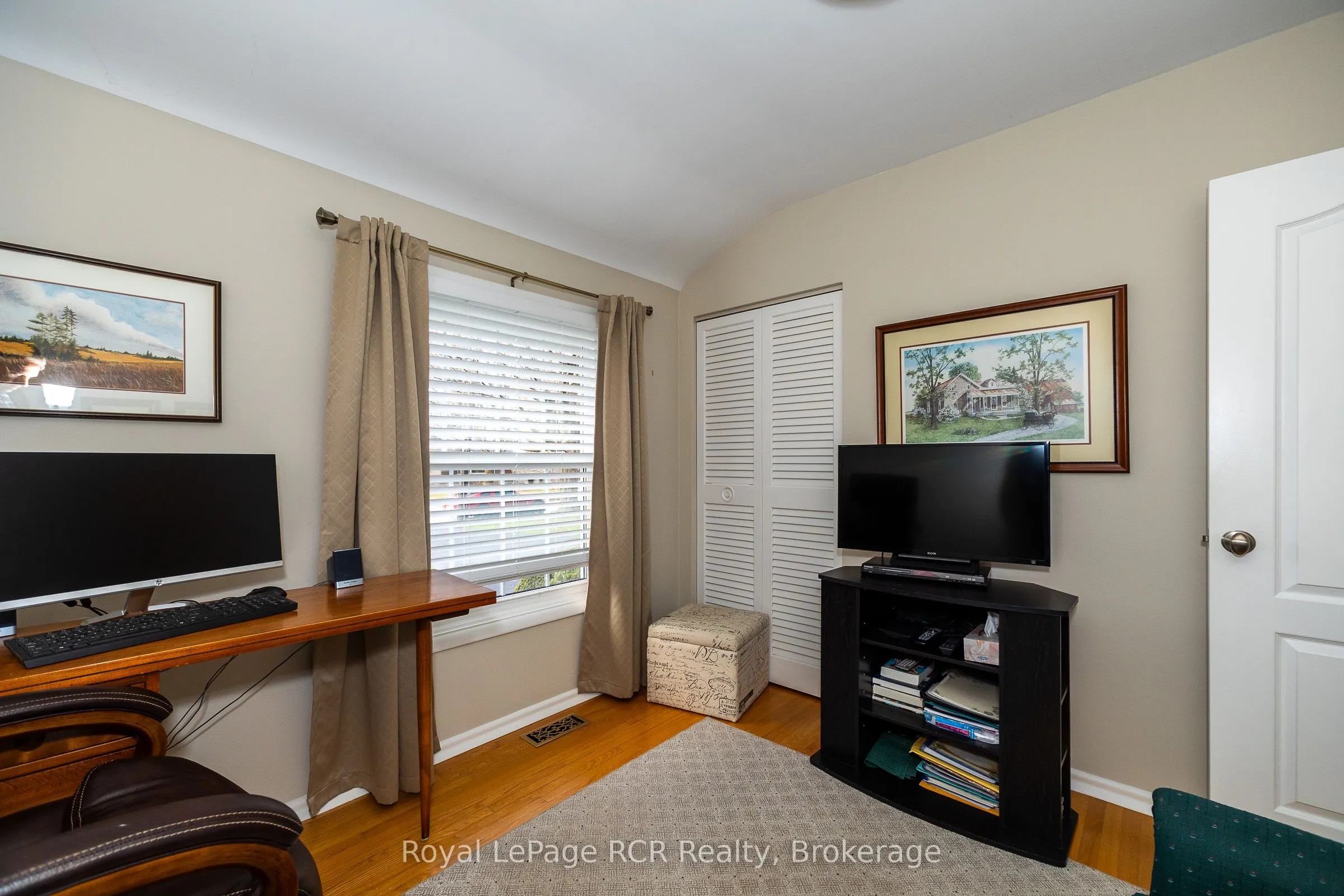 149 7th Avenue E