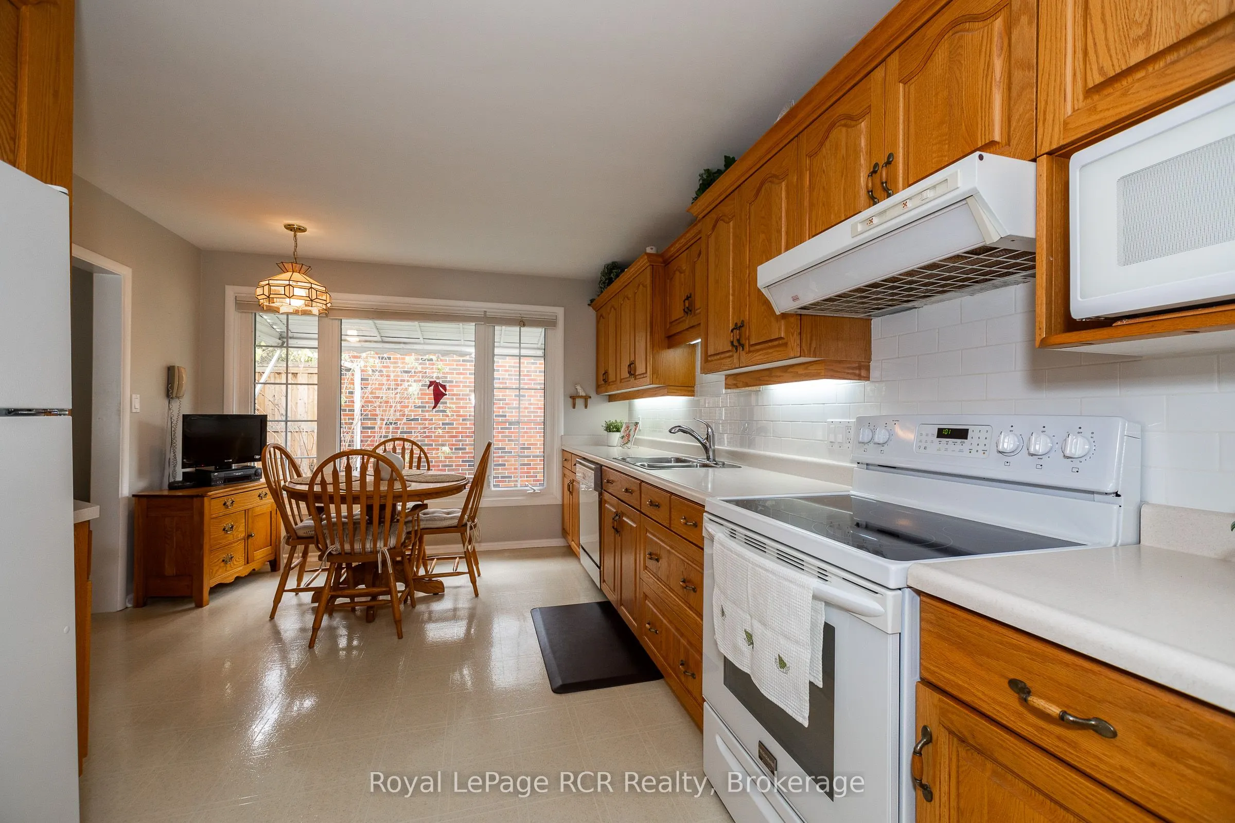 149 7th Avenue E