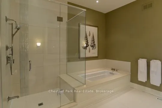1003 MATTHEWS Drive, #C5 12SC