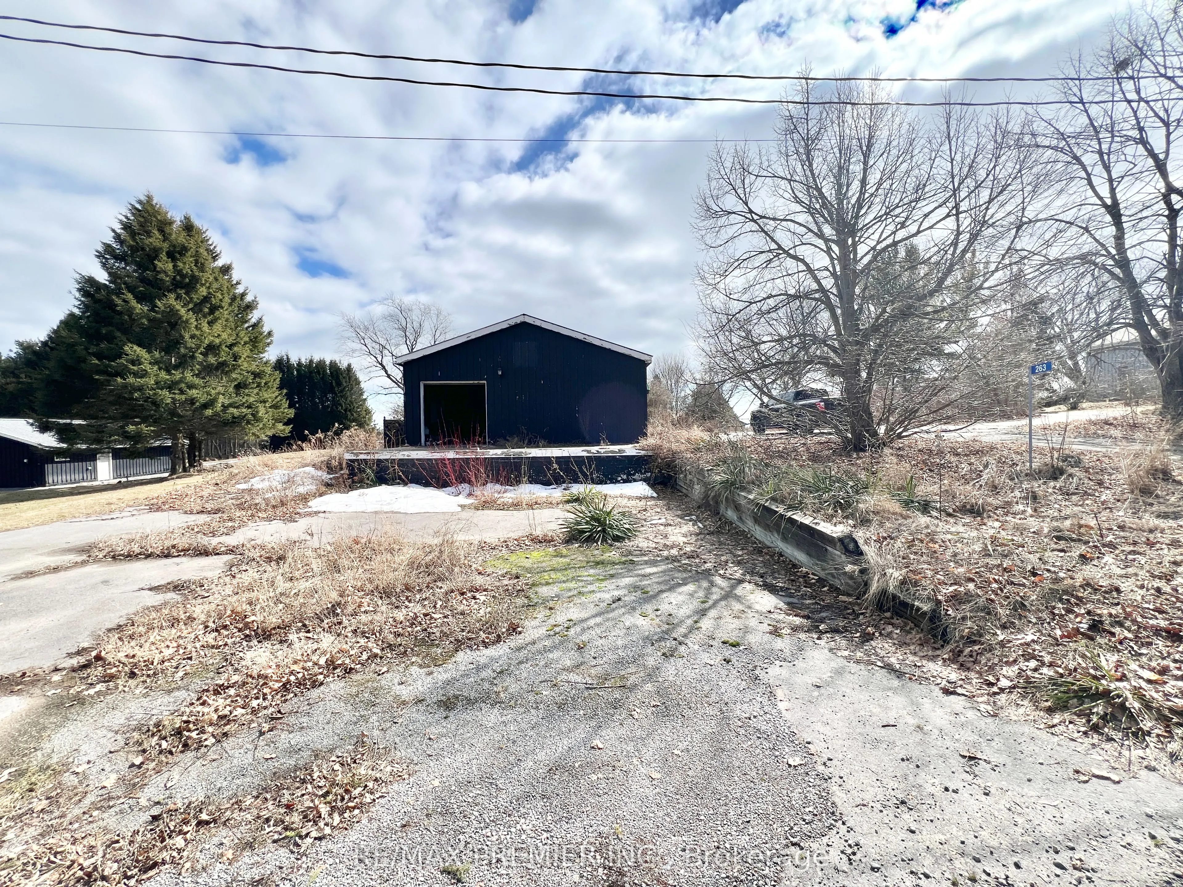 263 Simpson Road