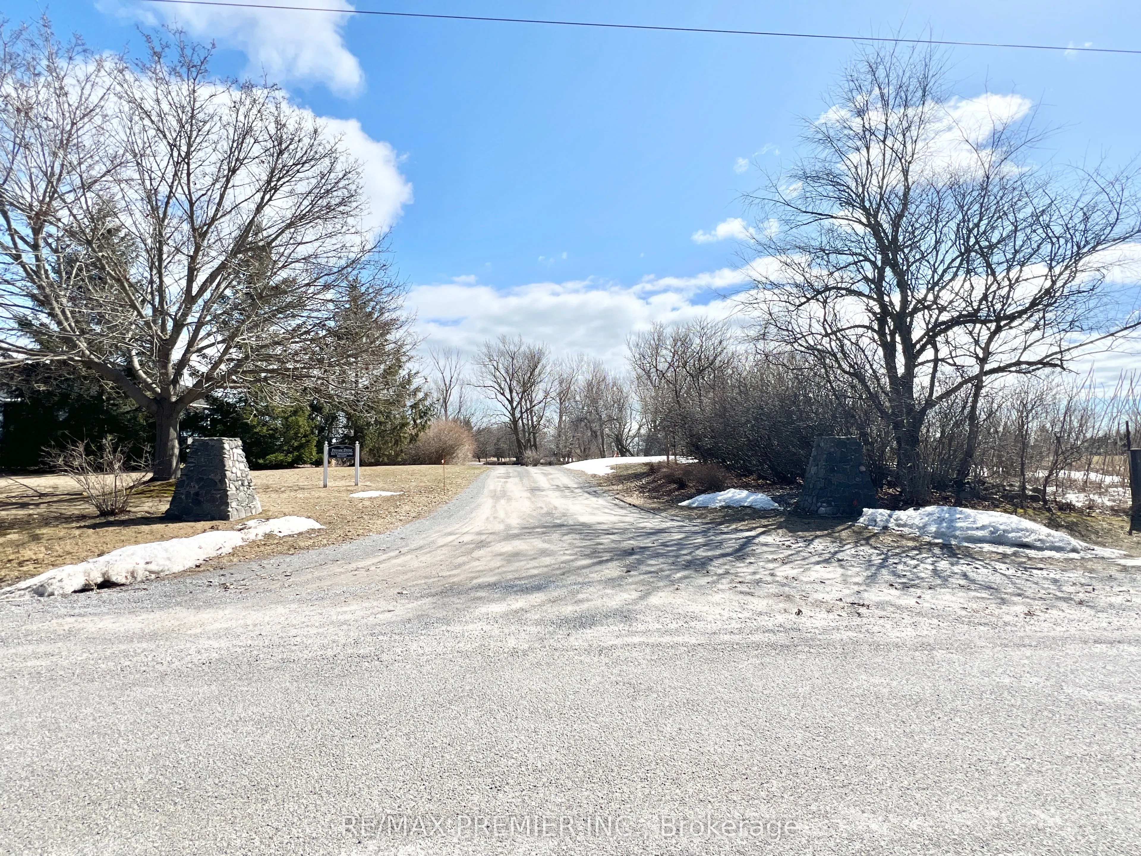 263 Simpson Road