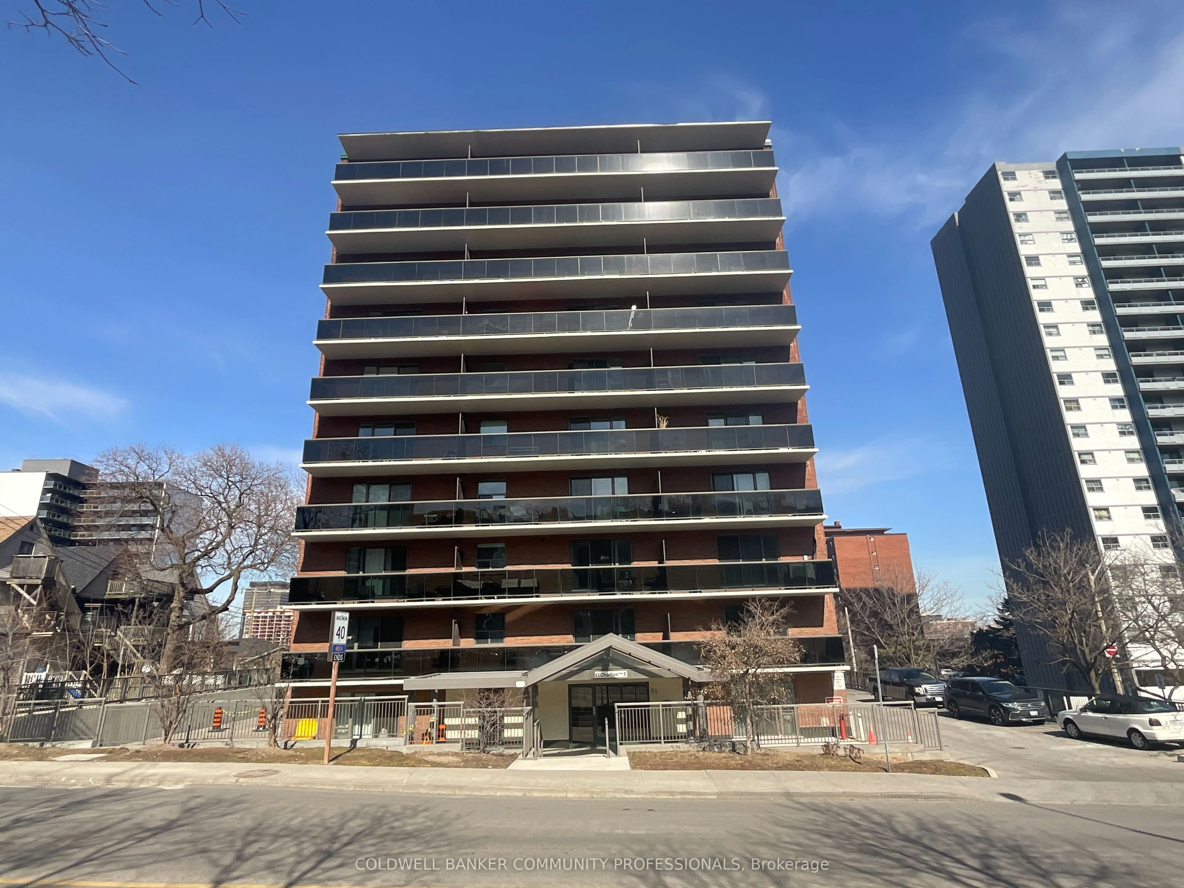 81 Charlton Avenue E, #506