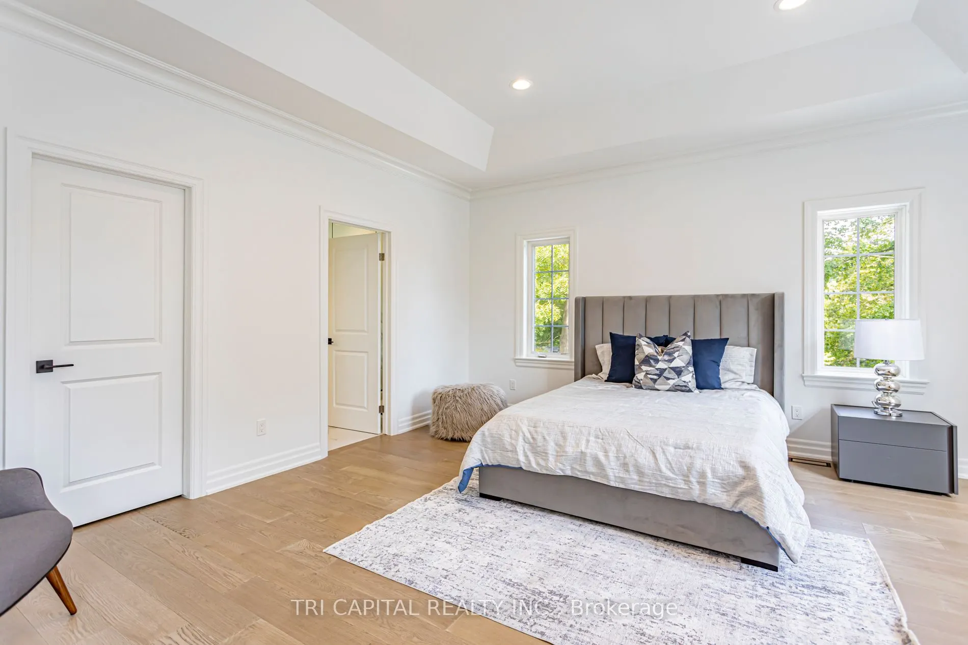 145 BASE LINE Road E, #33