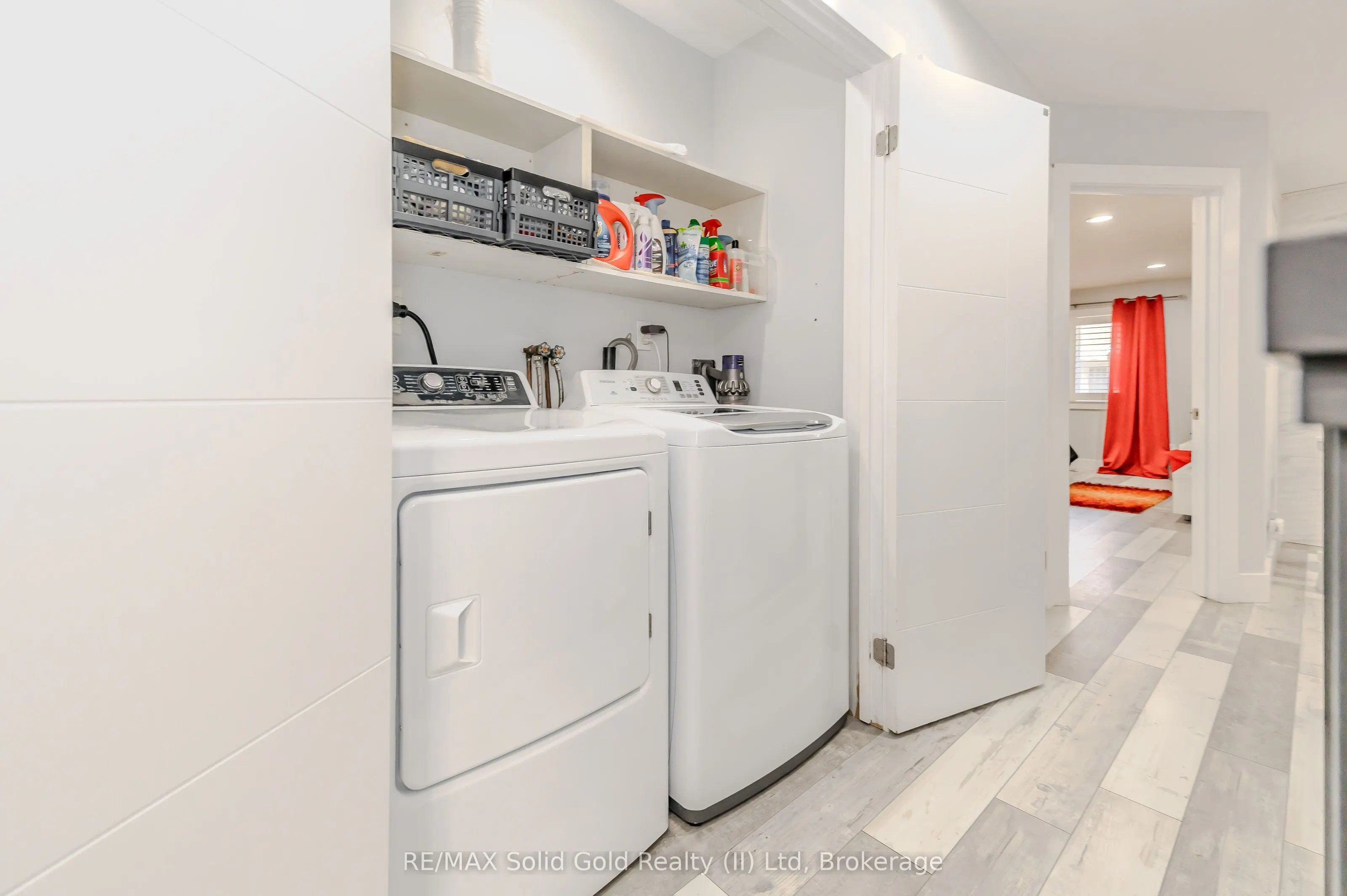 10 Isherwood Avenue #18