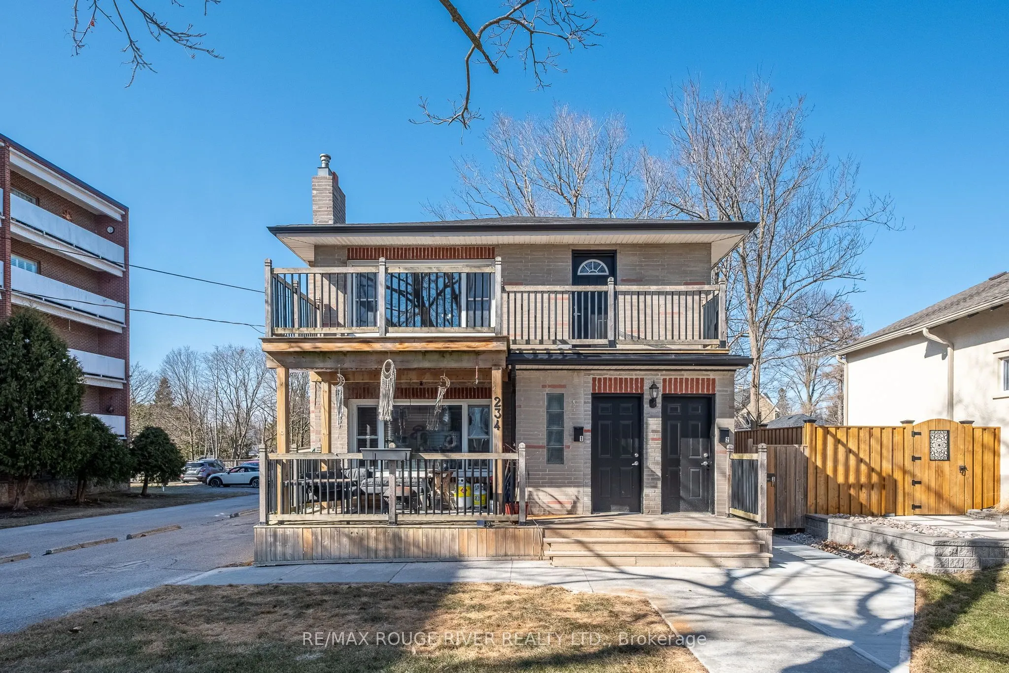234 King Street E