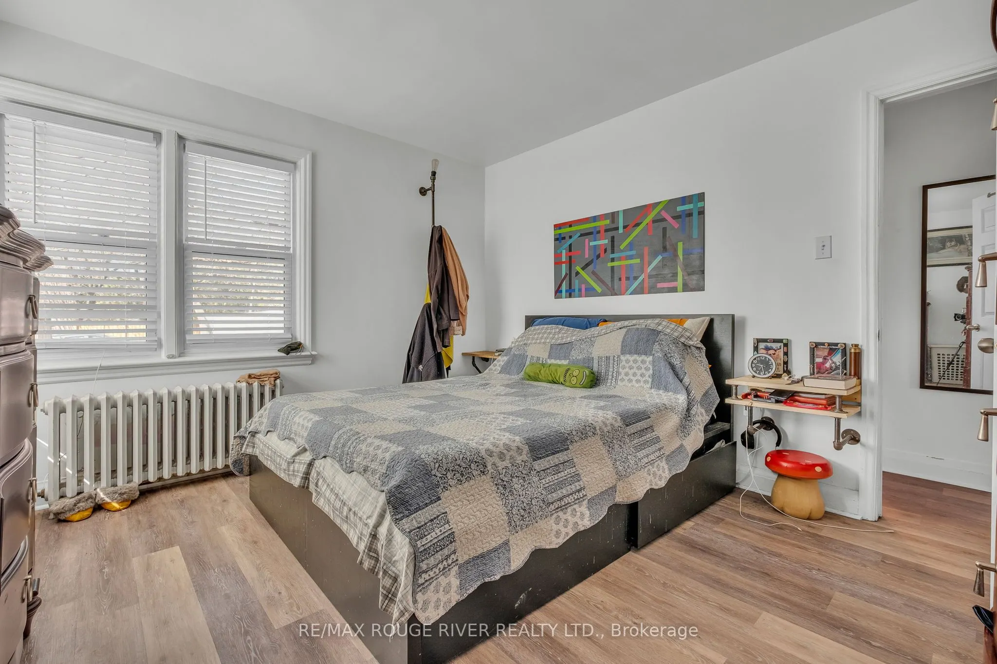 234 King Street E