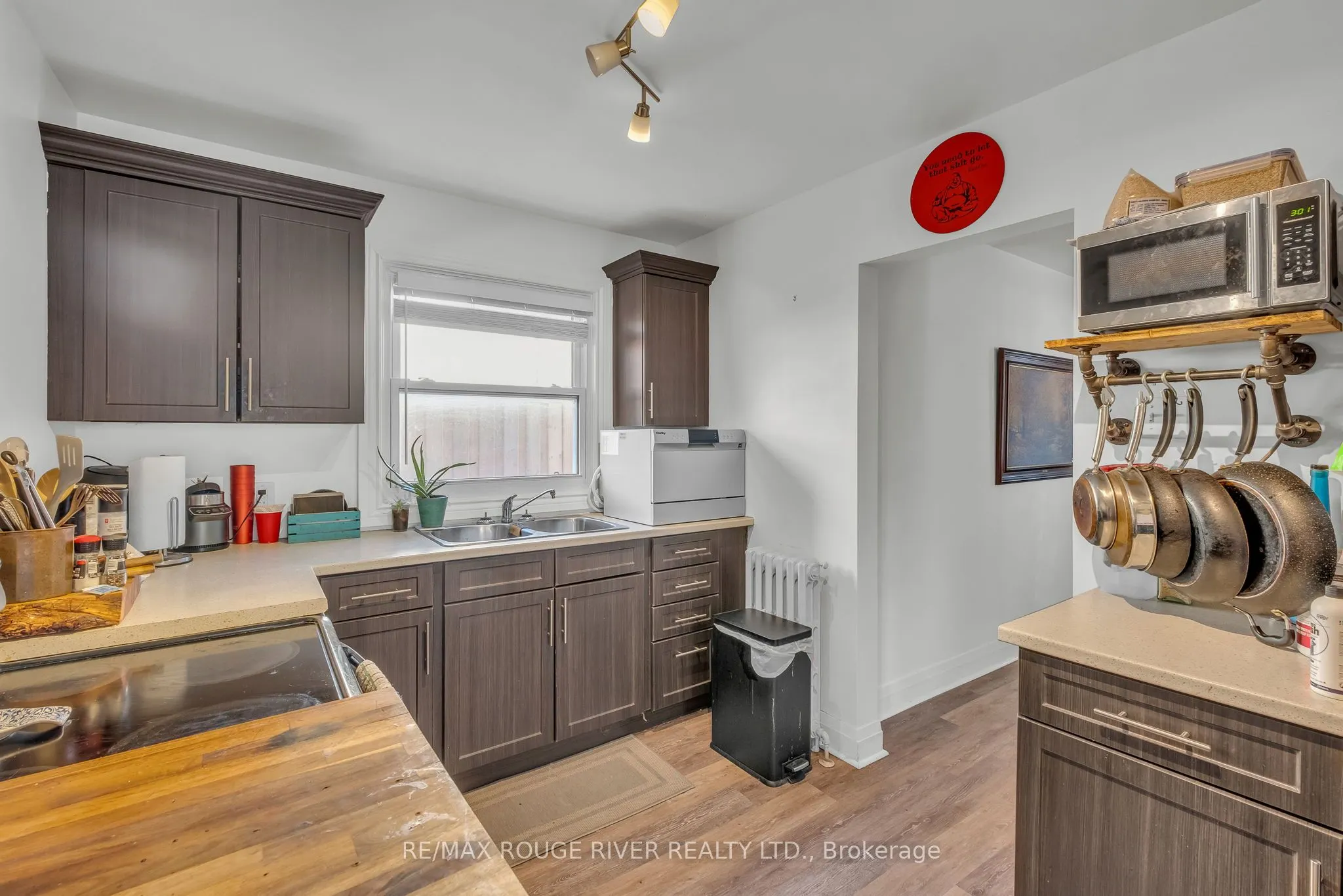 234 King Street E