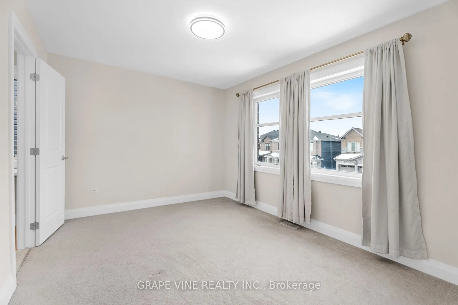 61 Adrift Street