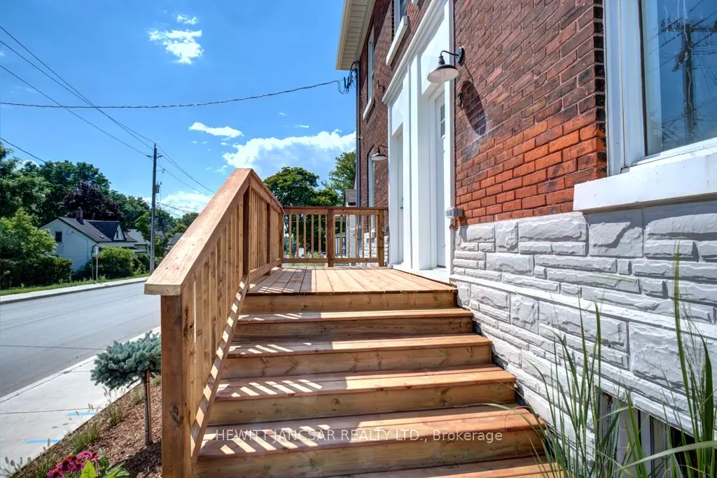 377 Main Street