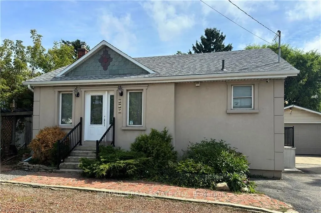 439 Upper Gage Avenue