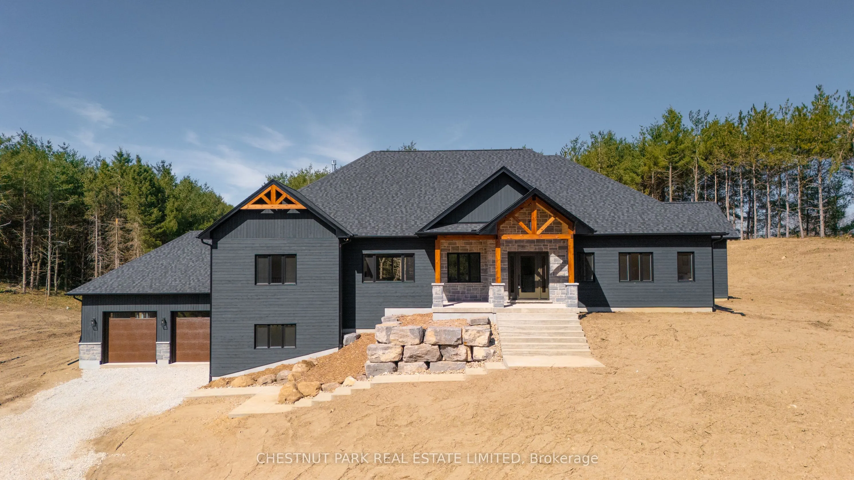 675528 Hurontario Street