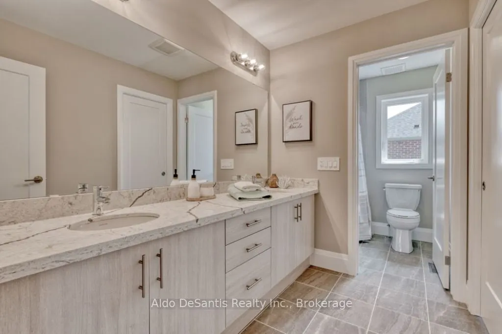 146 ROCKLEDGE Drive
