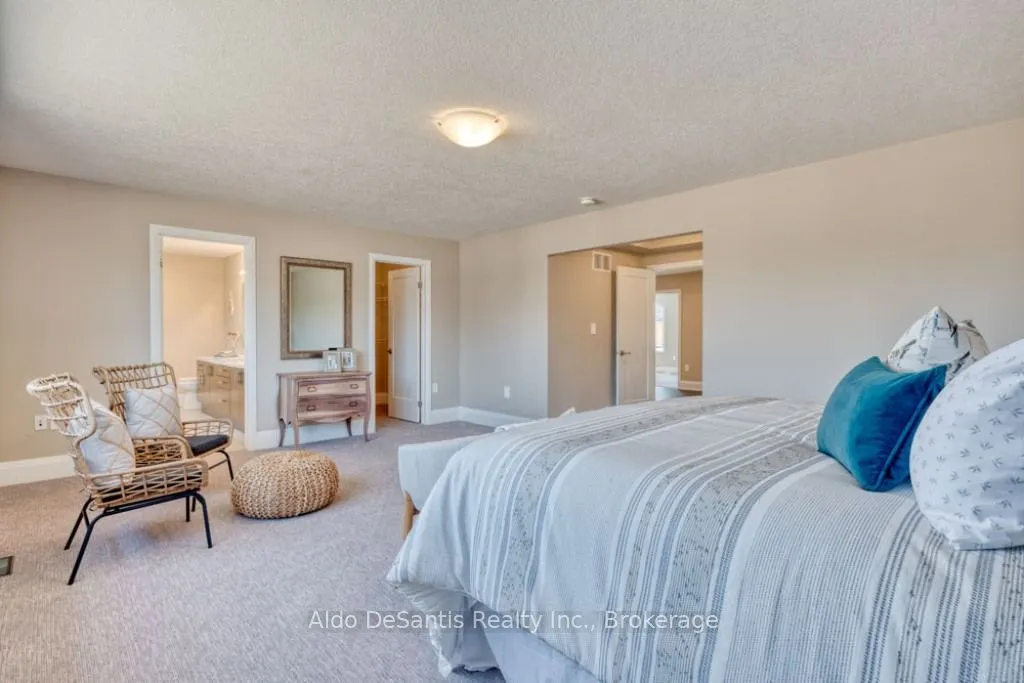 146 ROCKLEDGE Drive