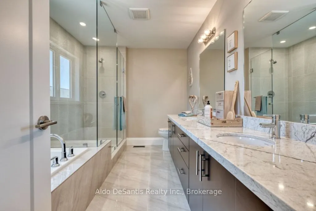 146 ROCKLEDGE Drive