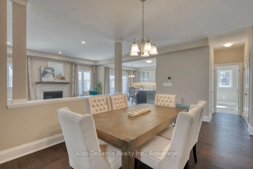 146 ROCKLEDGE Drive