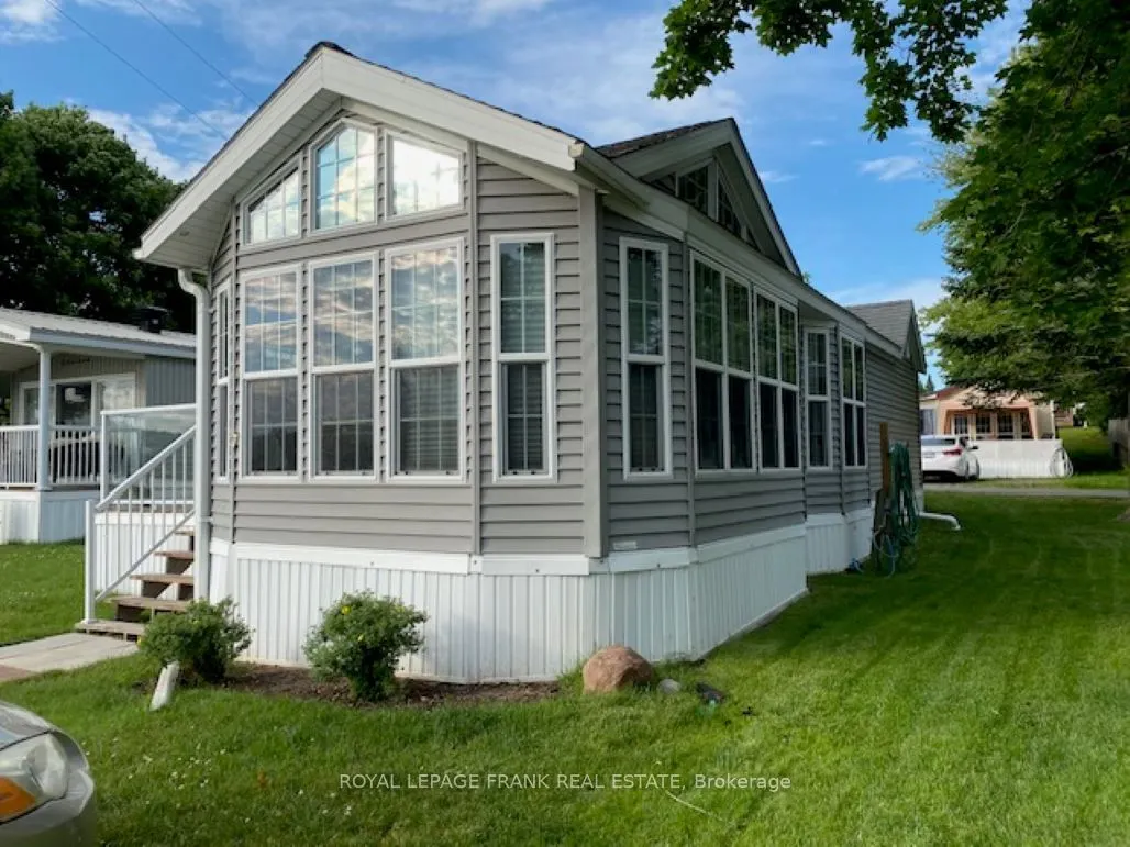 7 McGregor Drive S