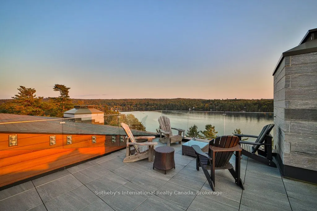727 GRANDVIEW Drive, #002