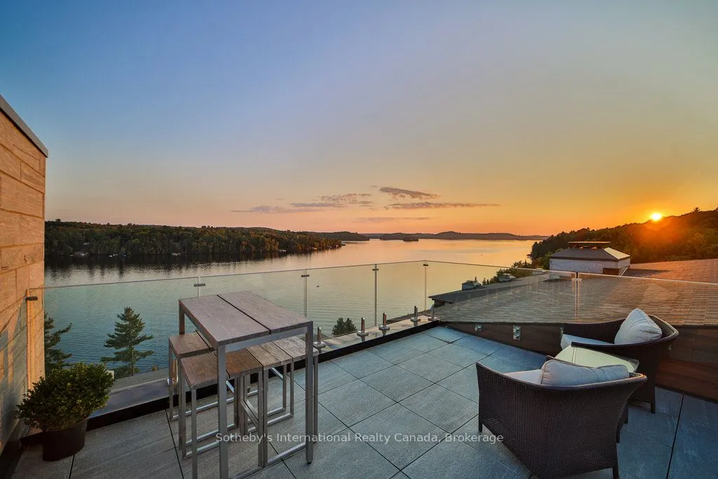 727 GRANDVIEW Drive, #002
