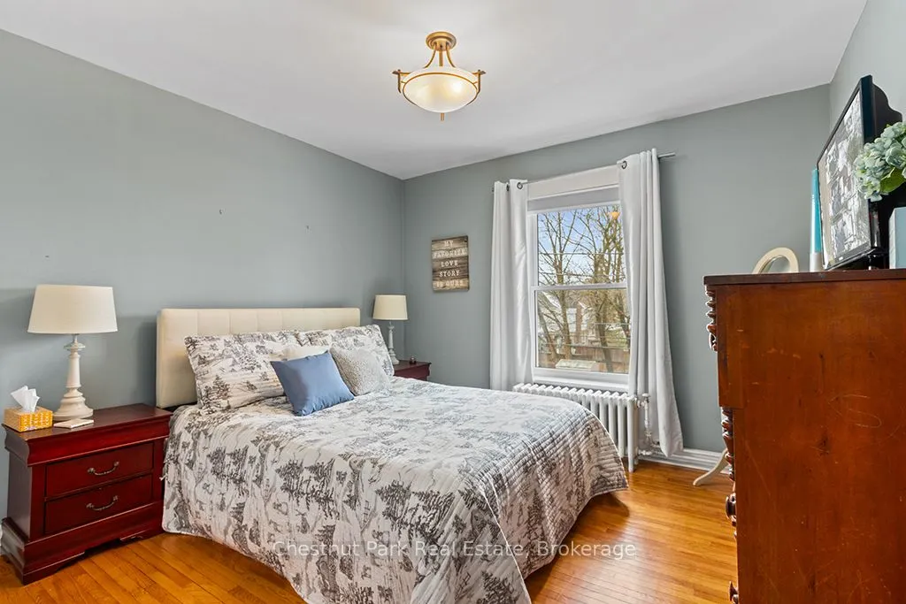 877 5th Avenue 'A' E