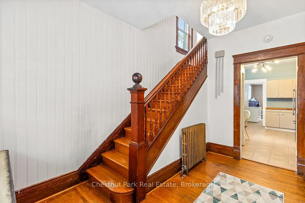 877 5th Avenue 'A' E