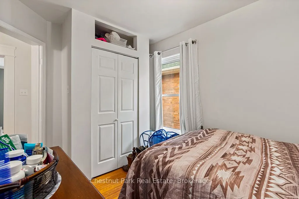 877 5th Avenue 'A' E