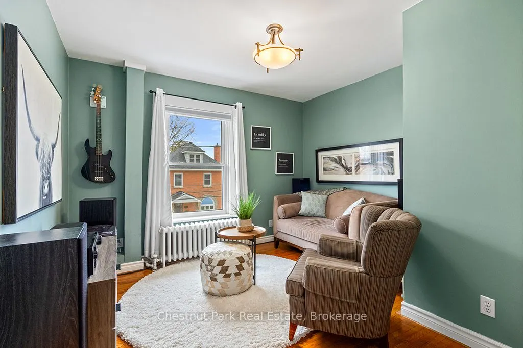 877 5th Avenue 'A' E