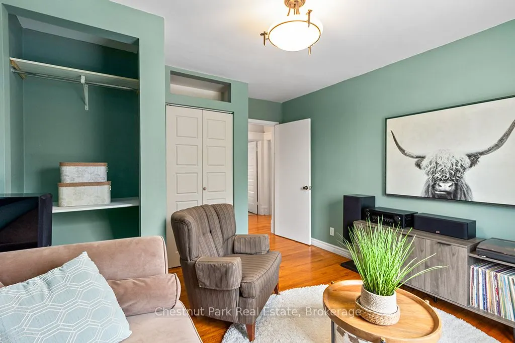 877 5th Avenue 'A' E