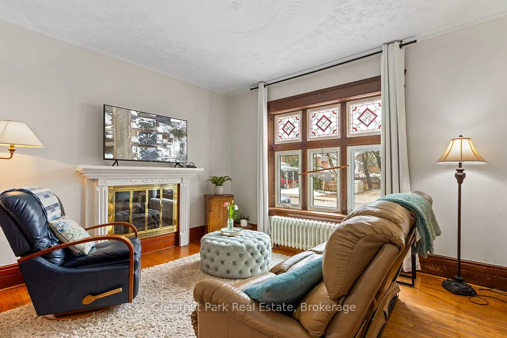 877 5th Avenue 'A' E
