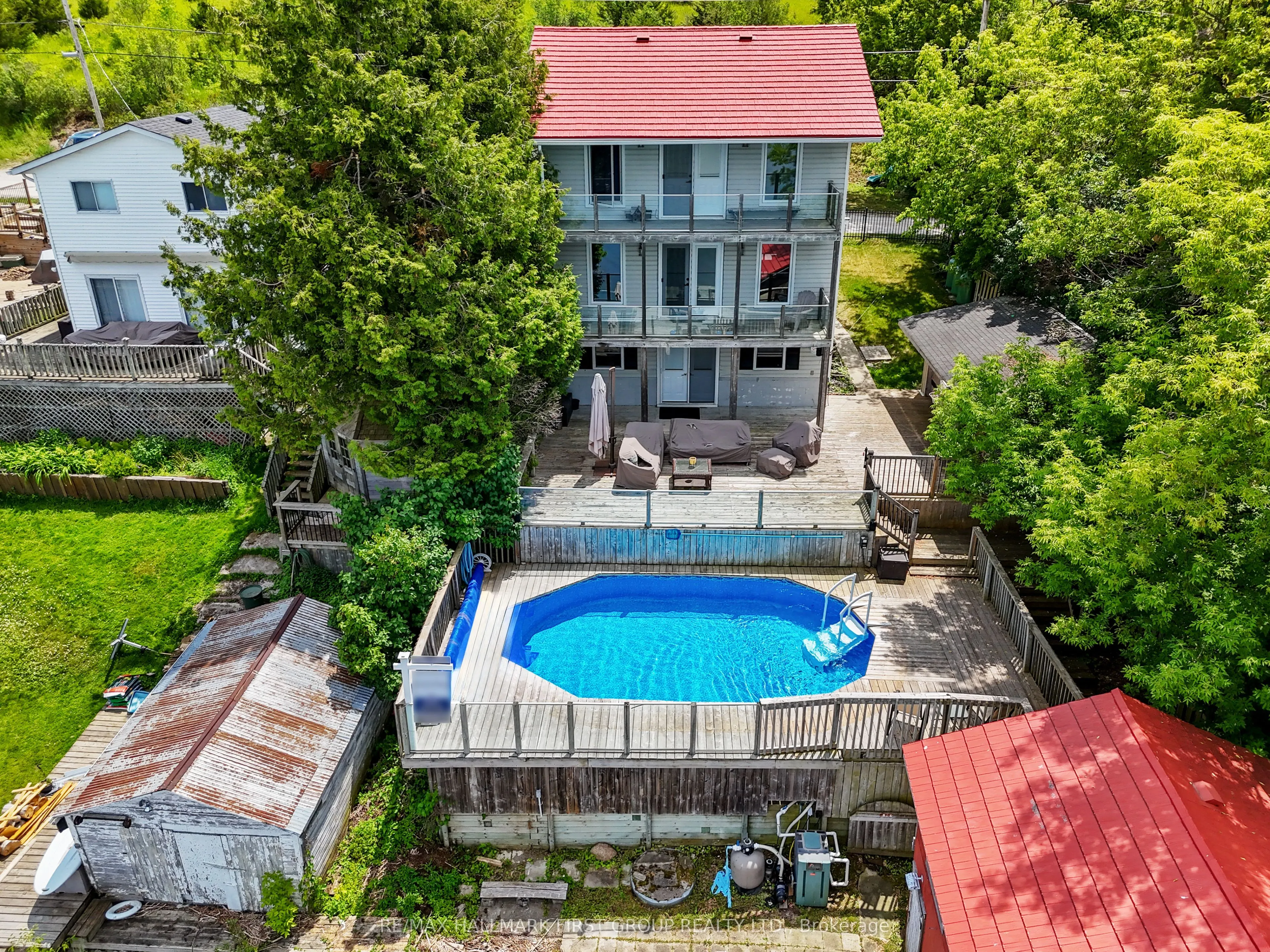 8 Parker Drive